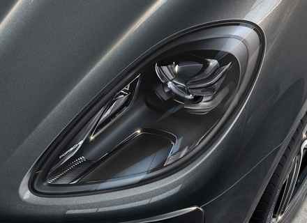 LED headlights, dark-tinted, incl PDLS Plus. Porsche Macan II RHD Cars - 95B04490511