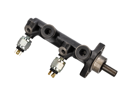 Brake master cylinder. Porsche 911 1977-89 - 91135501112, 91135501111, 91135501110 - 1661100500, URO-004119