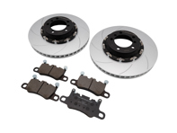 Disque et plaquettes de frein arrière flottants rainurés. Porsche 991 GT3 / 981 GT4 / 718 GT4 / 718 Spyder - 99135240780, 99135240880, 98135240780, 98135240880, 98135240781, 98135240881, 98135294880, 98135294882, 9GT698451G, 99135294880, 99135294881, 99135294883 - 9GT615601N, 9M9GT698451