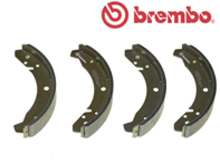 Handbrake shoes (set of 4). Porsche 924 2.0L 1976-85 - 477609537D, 477609537B, 477609537C - S85501