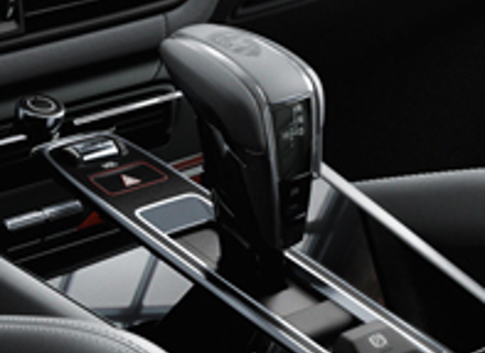 Exclusief Design keuzehendel, Leder. Porsche 9YA Cayenne - 9Y0044700008YR, 9Y004470000OU6, 9Y004470000OT2, 9Y004470000OH7