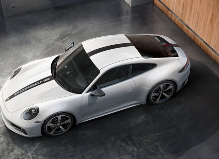 Dekorativer Aufkleber für den Motorsport. Porsche 992 Carrera - 99204482052, 9920448205224K, 99204482052041, 9920448205284A, 99204482052V04