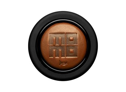 Heritage leather embossed crest horn push button cigar brown