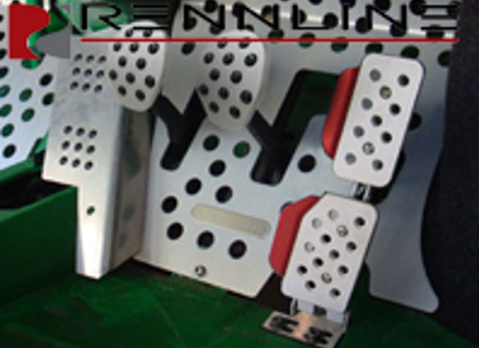 Rennline 4PC 踏板组橡胶握把。保时捷 911 / 912 / 930 - A12.2.P6098, A122P6098