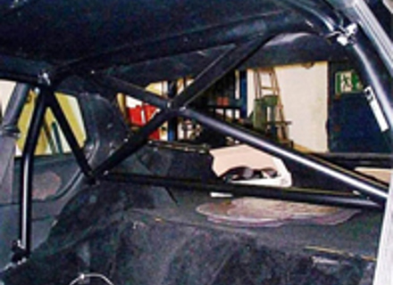 Roll cage 6 point bolt in with single door bars, with sunroof. Porsche 944 / Porsche 968