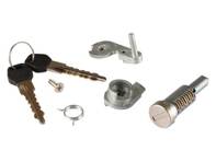 Serratura maniglia porta con cilindro serratura e chiavi. Porsche 911 1973-86 - 91153194300, 91153194329, 91153194400, 91153194429 - 1687151170, 1687151180 Serratura maniglia porta con cilindro serratura e chiavi. Porsche 911 1973-86 - 91153194300, 91153194329, 91153194400, 91153194429 - 1687151170, 1687151180