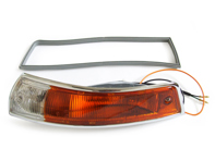 Indicatore con lente e guarnizione (SWB). Porsche 911/912 1965-68 - 90163140100, 90163140200 - 15847S, 15847D Indicatore con lente e guarnizione (SWB). Porsche 911/912 1965-68 - 90163140100, 90163140200 - 15847S, 15847D