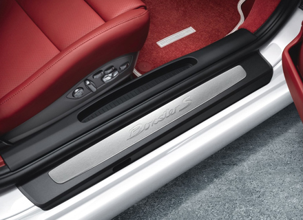 Dorpellijsten van roestvrij staal met logo. Porsche 981 Boxster / 718 (982) Boxster - 98104480000, 98104480001