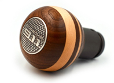 Walnut and maple wood gearshift knob. Porsche 964 / 993 / 996 / 997 - 99342407500/1, 99642407500, 96442407505, 96442407502, 99642407501, 99742407500, 99742407501