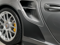 Protections magnétiques MagnaFin contre les projections de pierres. Porsche 997 Turbo / Turbo S / GT2 / GT2RS 2007-2013 - 99750482505, 99750452605, 99750482507, 99750482607, 99750482503, 99750482603 - MF997TTDBHE, MF997TTCFHE