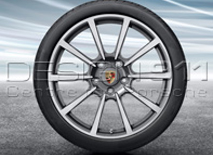 20' 991.2 C4 / C4S 'Carrera Classic' Alloy Wheels & Tyres Original Porsche - 99104460348 20' 991.2 C4 / C4S 'Carrera Classic' Alloy Wheels & Tyres Original Porsche - 99104460348
