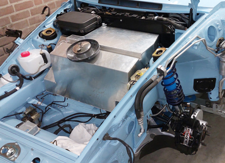 Design del bocchettone centrale del serbatoio del carburante per date retrò e precedenti. Porsche 964/993 in alluminio - 96420102200, 96420102201, 96420102202, 96420102203, 96420102204, 99320102200, 99320102201, 99320102202, 99320102203