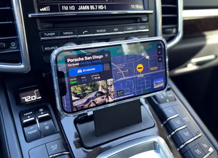 带 Magsafe 的无线手机充电器。保时捷 958 卡宴 - 95855327301, 95855327303, 95855327305, 95855327307