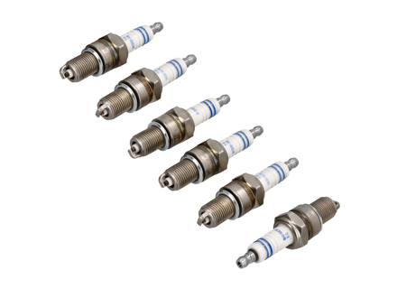 火花塞（6个装）。适用于1984-1989年保时捷911 3.2L车型（带催化转化器）。 - 99917015690, 92809460203, 99917014190, 99917015890, 99917018990, 9991701899A