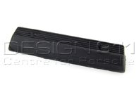Stop at the door window frame above. Porsche 911 69-76 - 91153175302, 90153175300, 90153175302 Stop at the door window frame above. Porsche 911 69-76 - 91153175302, 90153175300, 90153175302