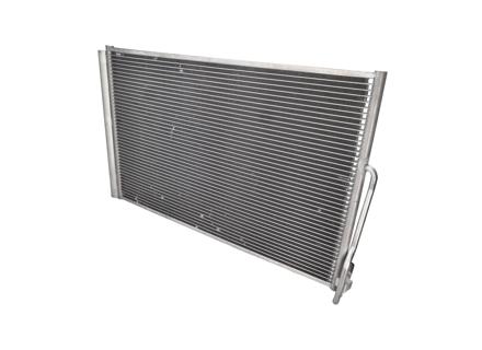 Radiateur climatisation (air conditionné) condenseur. Porsche 958 Cayenne 4.8L Turbo - 95857311103, 95857311101