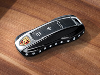 Driver's key painted in Black (high-gloss) with Swarovski® stones. Porsche 992 / Taycan / Cayenne / Panamera - 971044932 Driver's key painted in Black (high-gloss) with Swarovski® stones. Porsche 992 / Taycan / Cayenne / Panamera - 971044932
