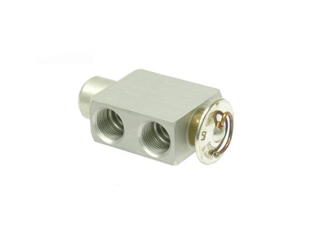 空调膨胀阀。保时捷 928 1978-86 - 92857312302