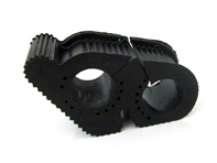 Montaggio in gomma per tubi dell'olio. Porsche 993 1994-98 - 99320730501 Montaggio in gomma per tubi dell'olio. Porsche 993 1994-98 - 99320730501