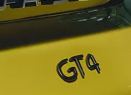 Stemma posteriore GT4, sul retro. Porsche 718 (982) Cayman GT4 - 98204480084041